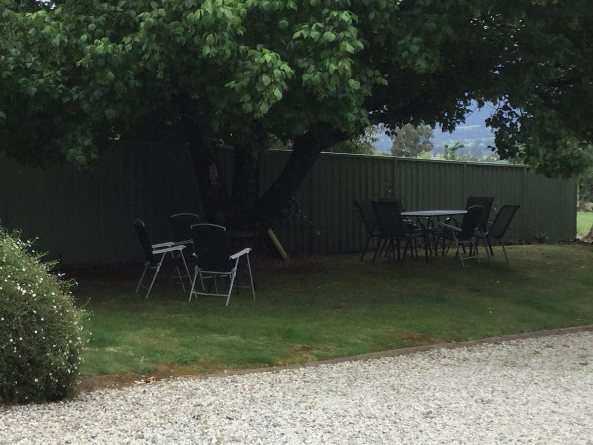 Bogong Moth Motel Mount Beauty Εξωτερικό φωτογραφία